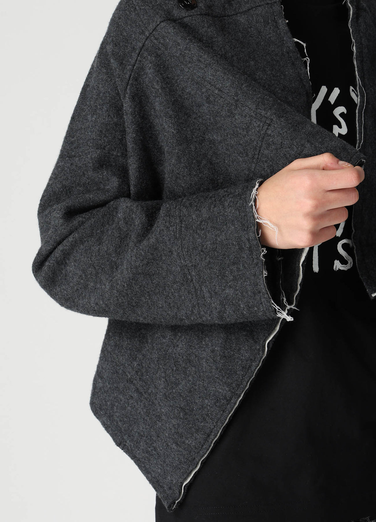 COMPRESSED PILE ASYMMETERIC RAGLAN JACKET