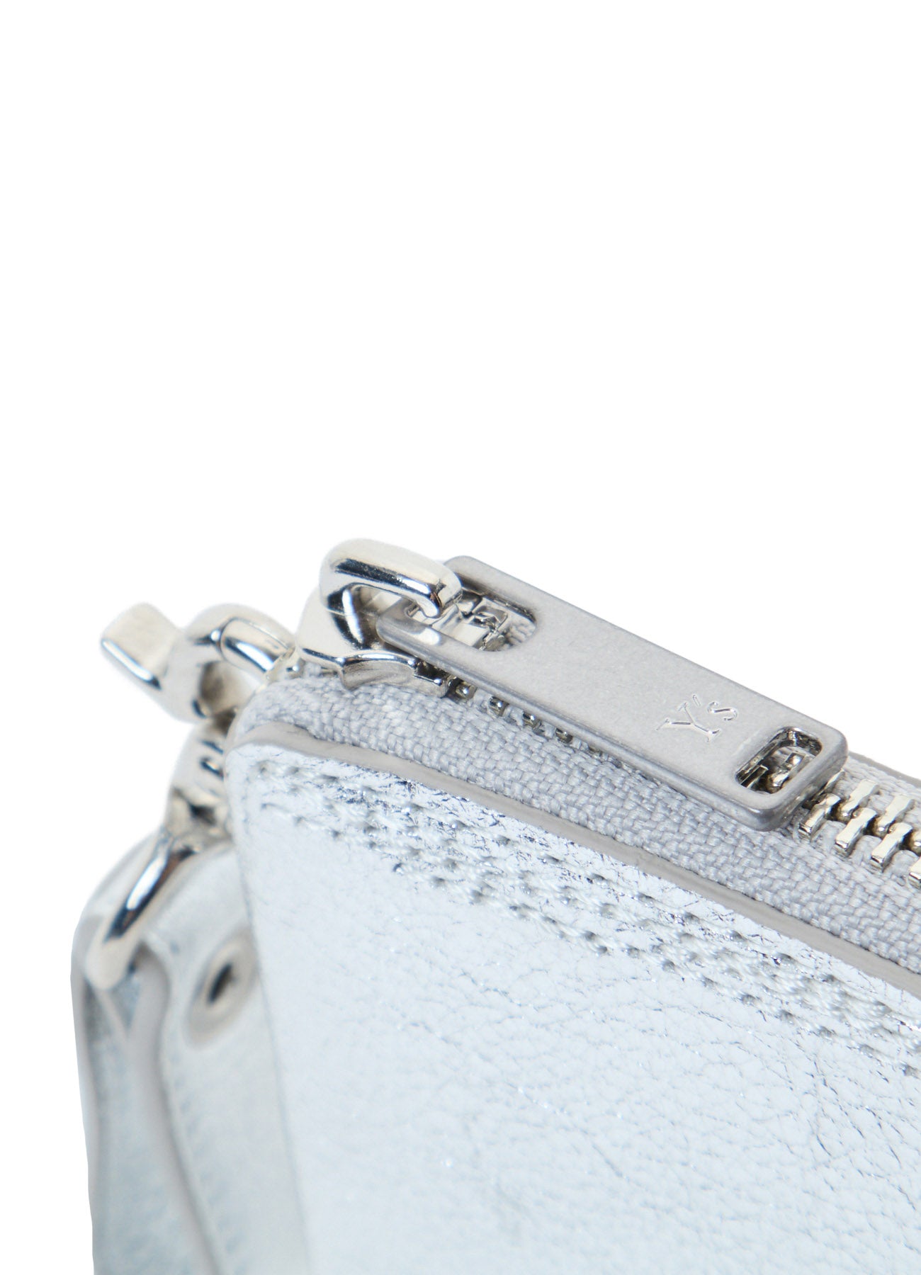 SEMI MATTE LEATHER RANDOM STITCH KEY CASE