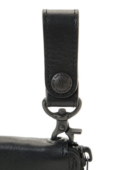 SEMI MATTE LEATHER RANDOM STITCH KEY CASE