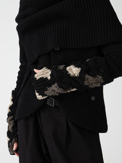ANIMAL PATTERN HAND-KNIT ARM WARMER