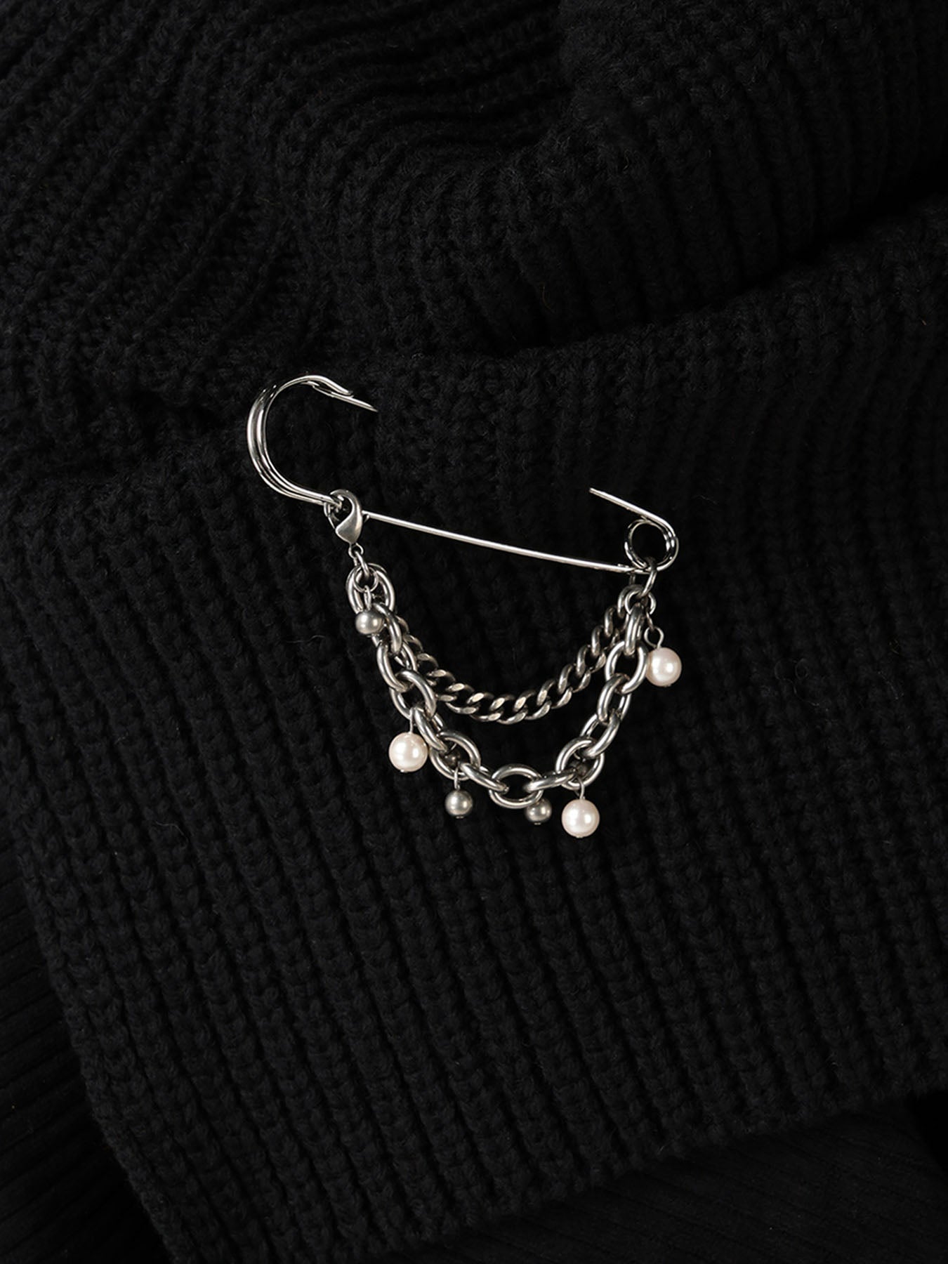 BRASS CHAIN PIN
