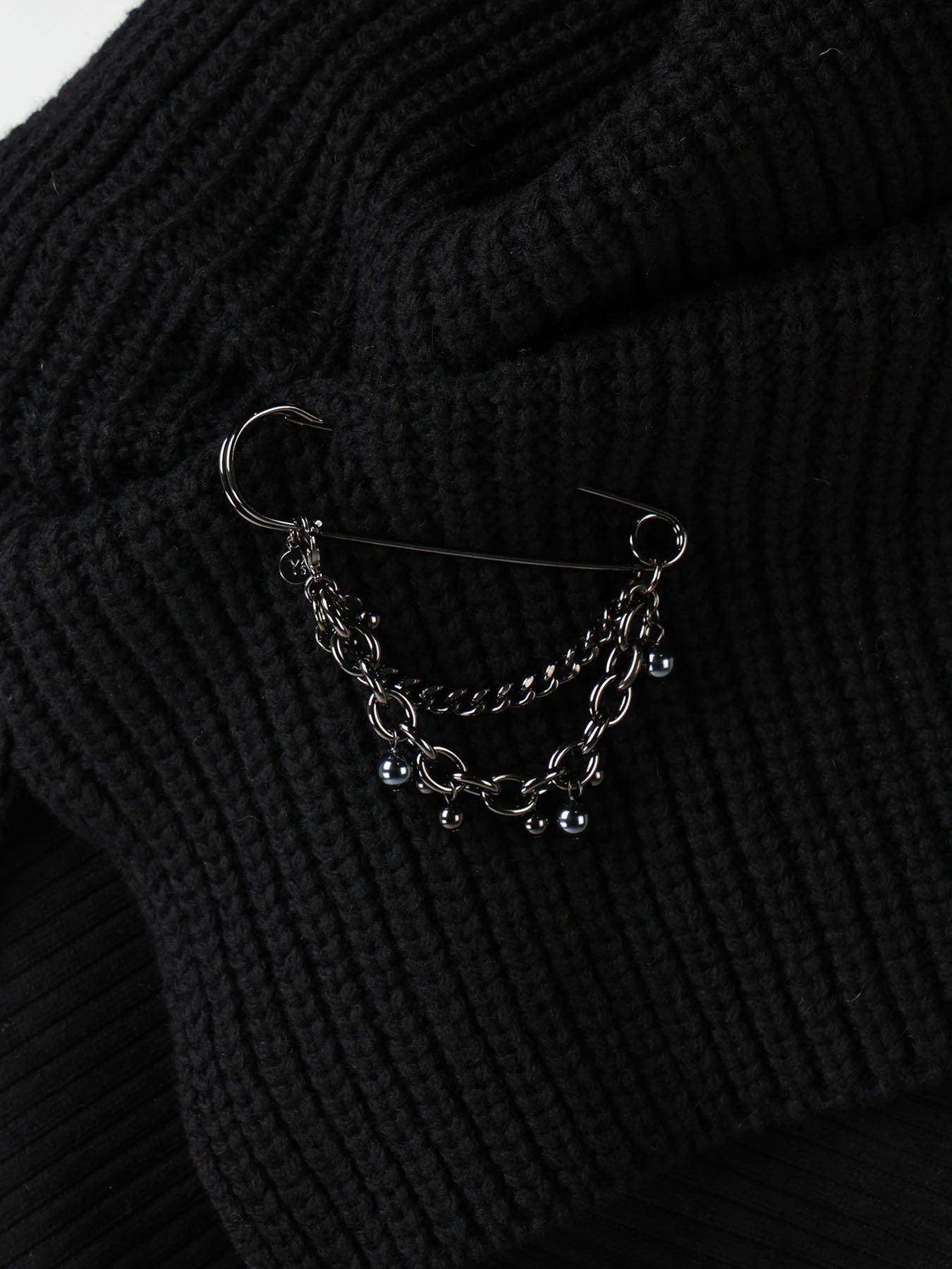 BRASS CHAIN PIN