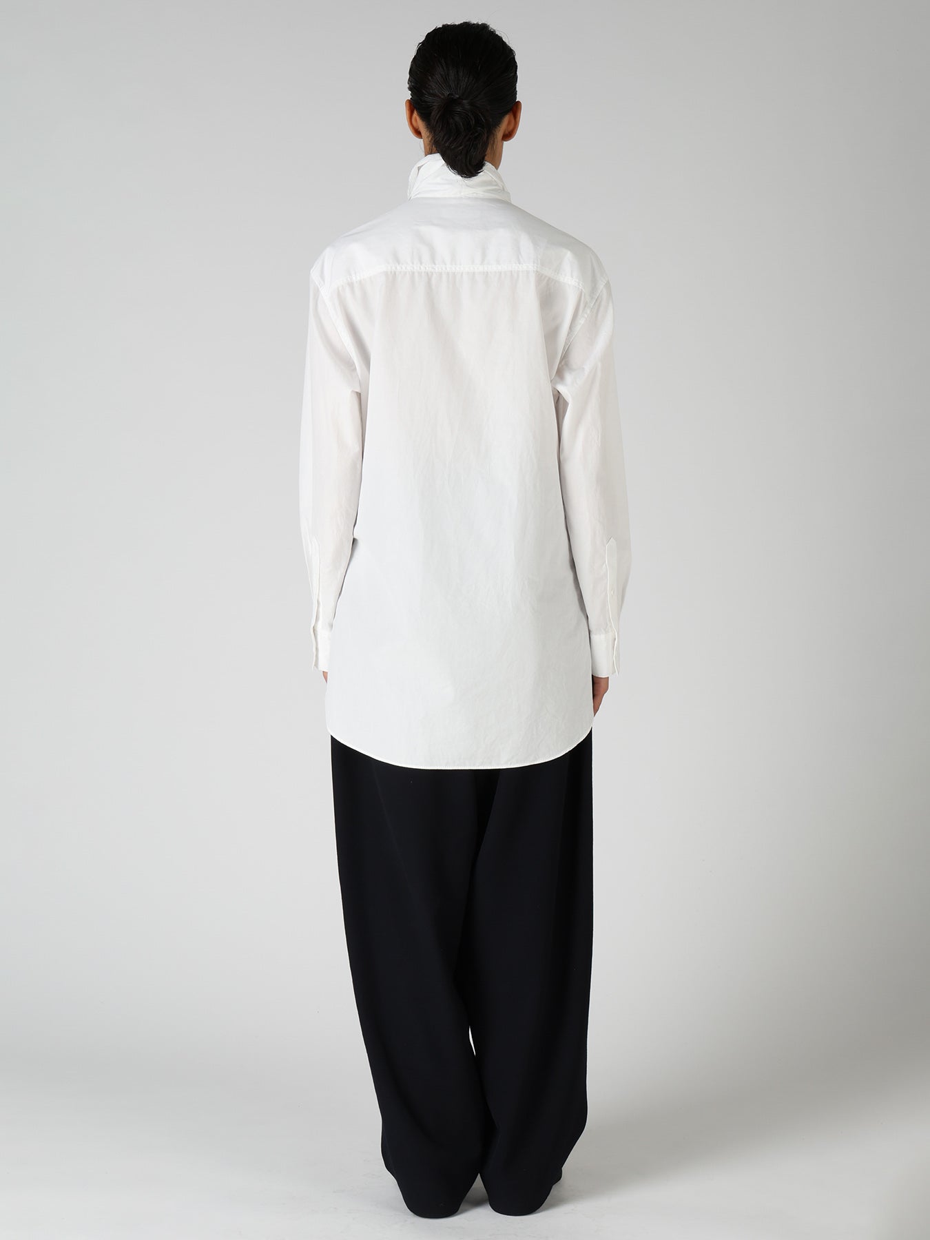 100/2 COTTON BROAD BOW COLLAR SHIRT