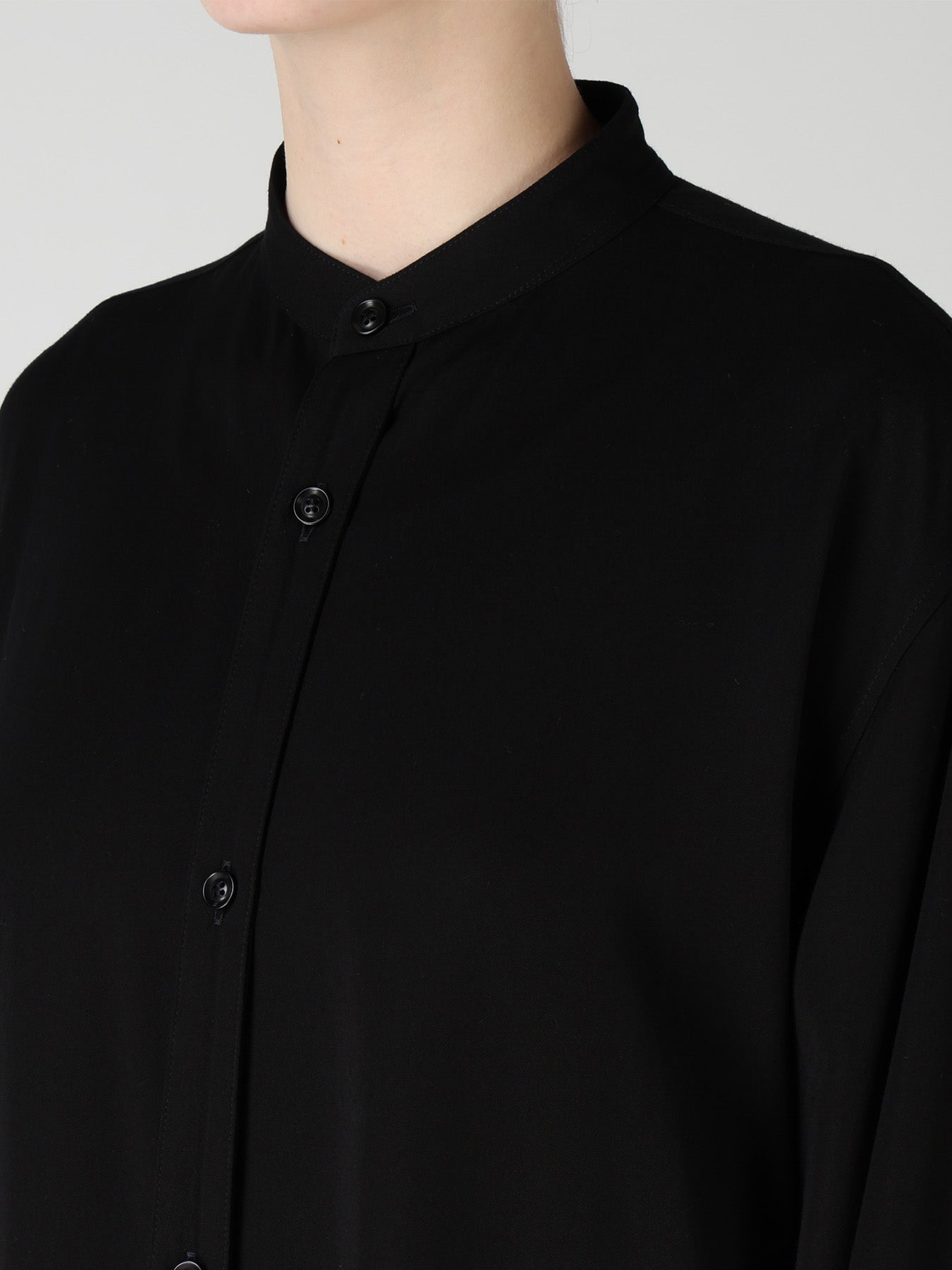 VISCOSE/TRIACETATE BLEND STAND COLLAR ASYMMETRIC BLOUSE