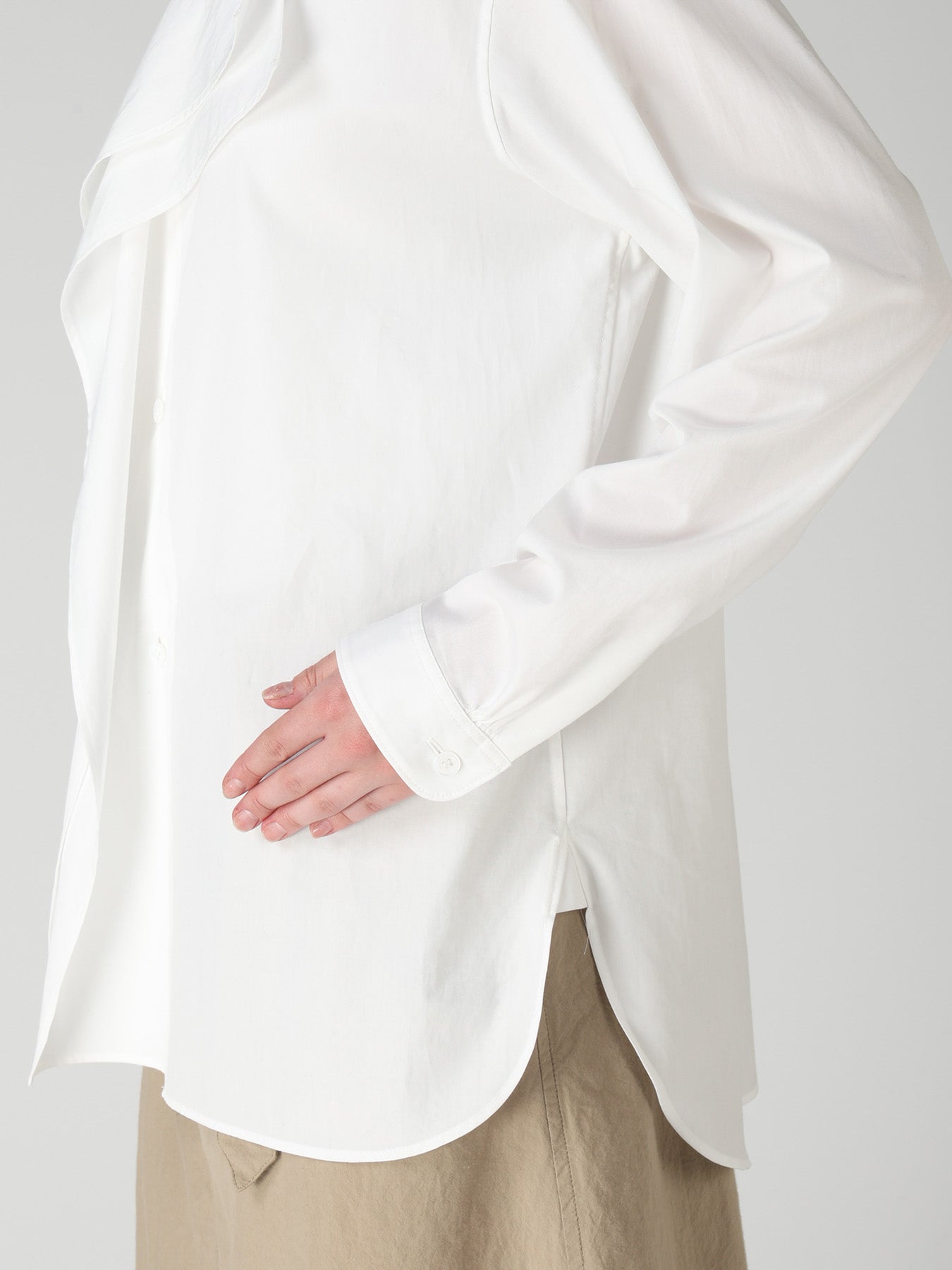 100/2 COTTON BROAD DOUBLE-FRONT GATHERED BLOUSE