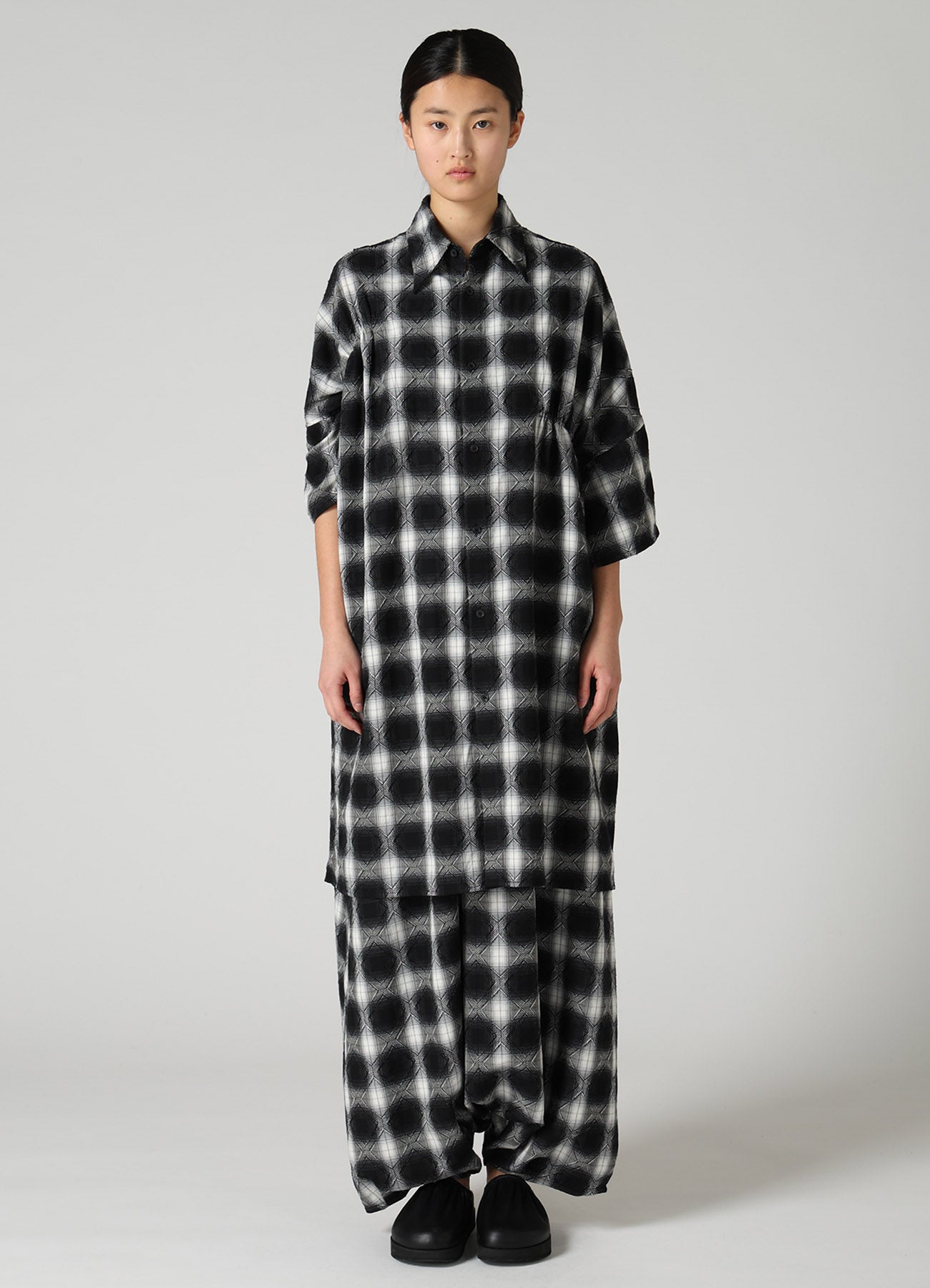 Y's ワイズ 美品 DEFORMATION CHECK BLOUSE 2 PLAID JACQUARD GATHERED OVERSIZED BLOUSE – THE SHOP YOHJI YAMAMOTO