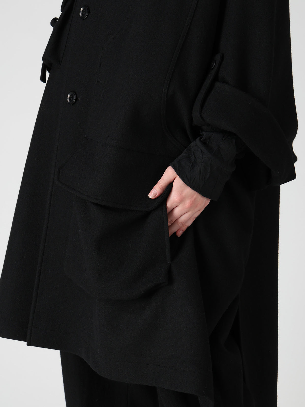 TWILL FLANNEL COLLARLESS DOLMAN COAT