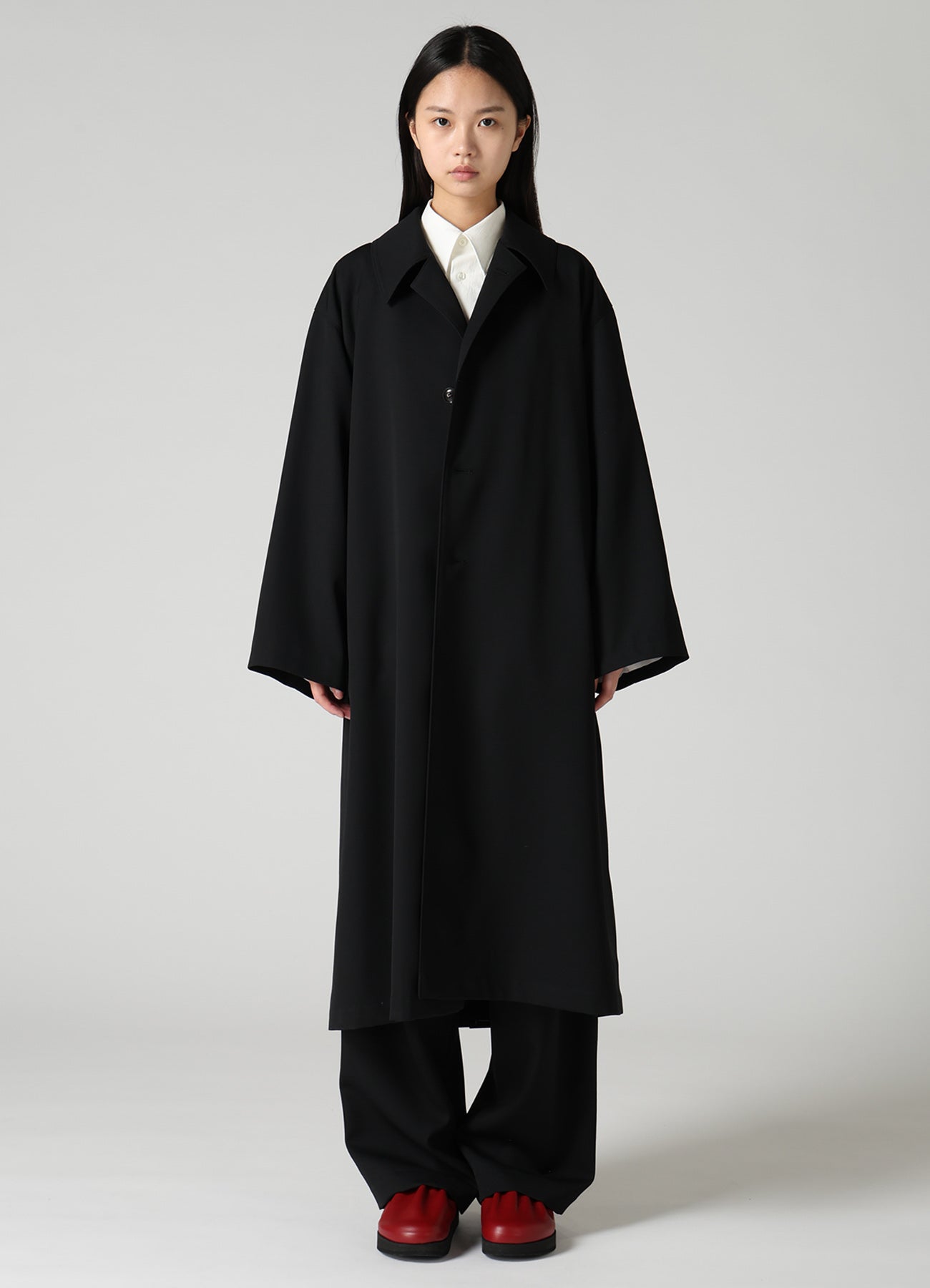 WOOL GABARDINE GATHERED COAT