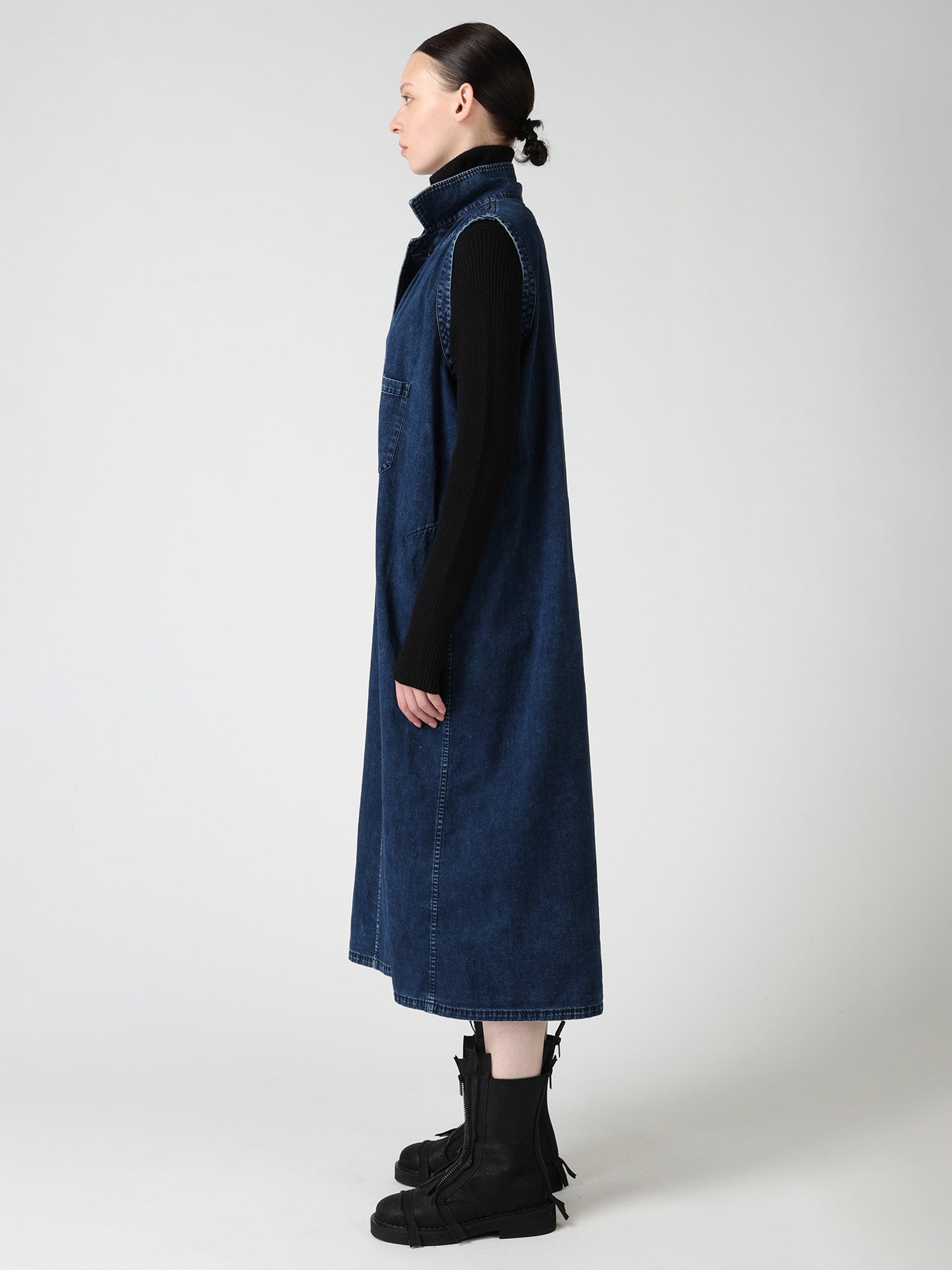6OZ DENIM CHEMICAL WASH SLEEVELESS SHIRT DRESS