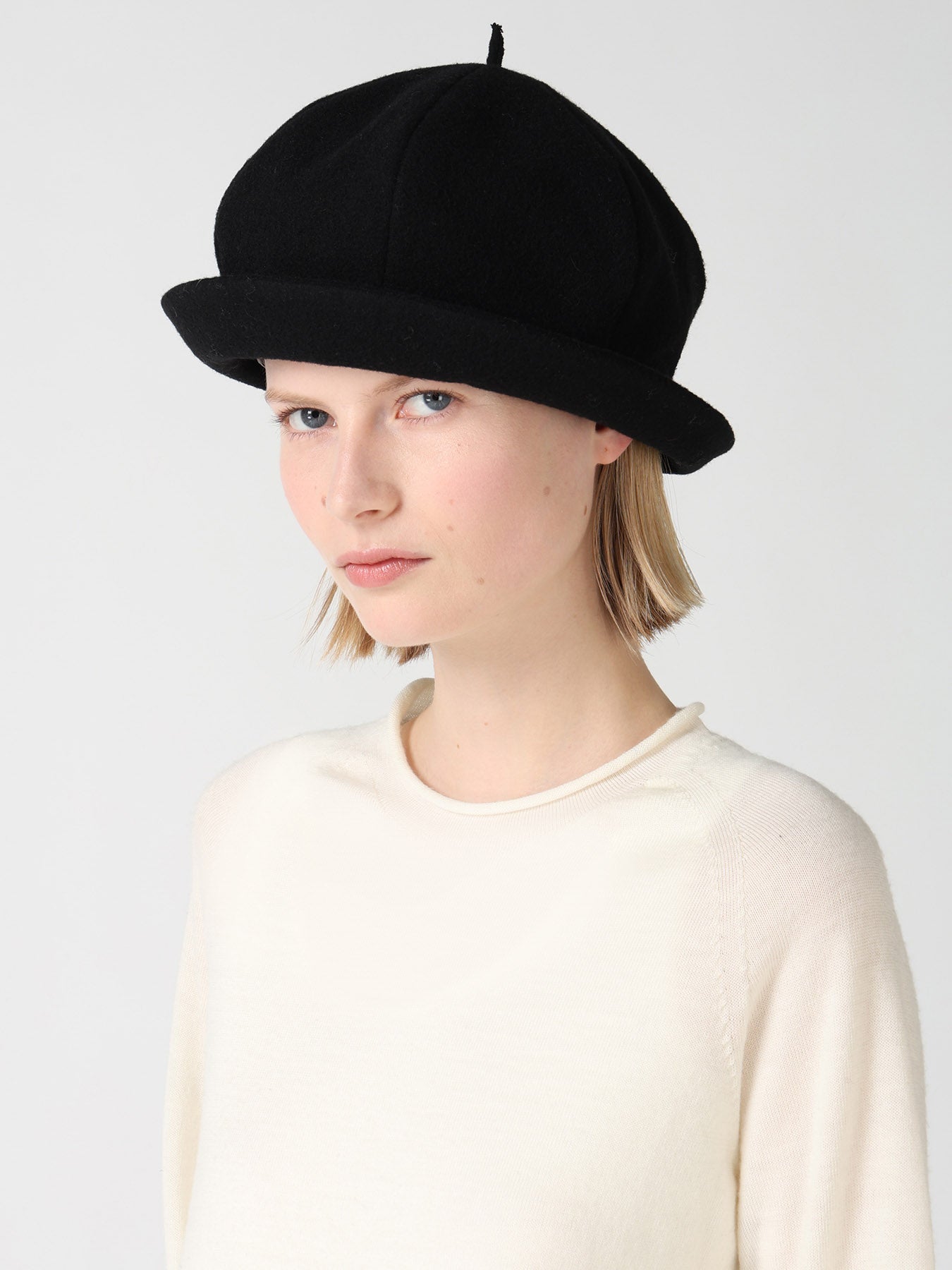 AIRY MOSSER BERET HAT – THE SHOP YOHJI YAMAMOTO