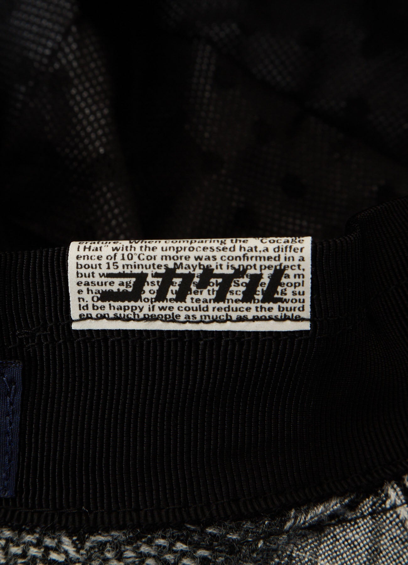 PLAID JACQUARD HEAT-SHIELDING CAPE HAT