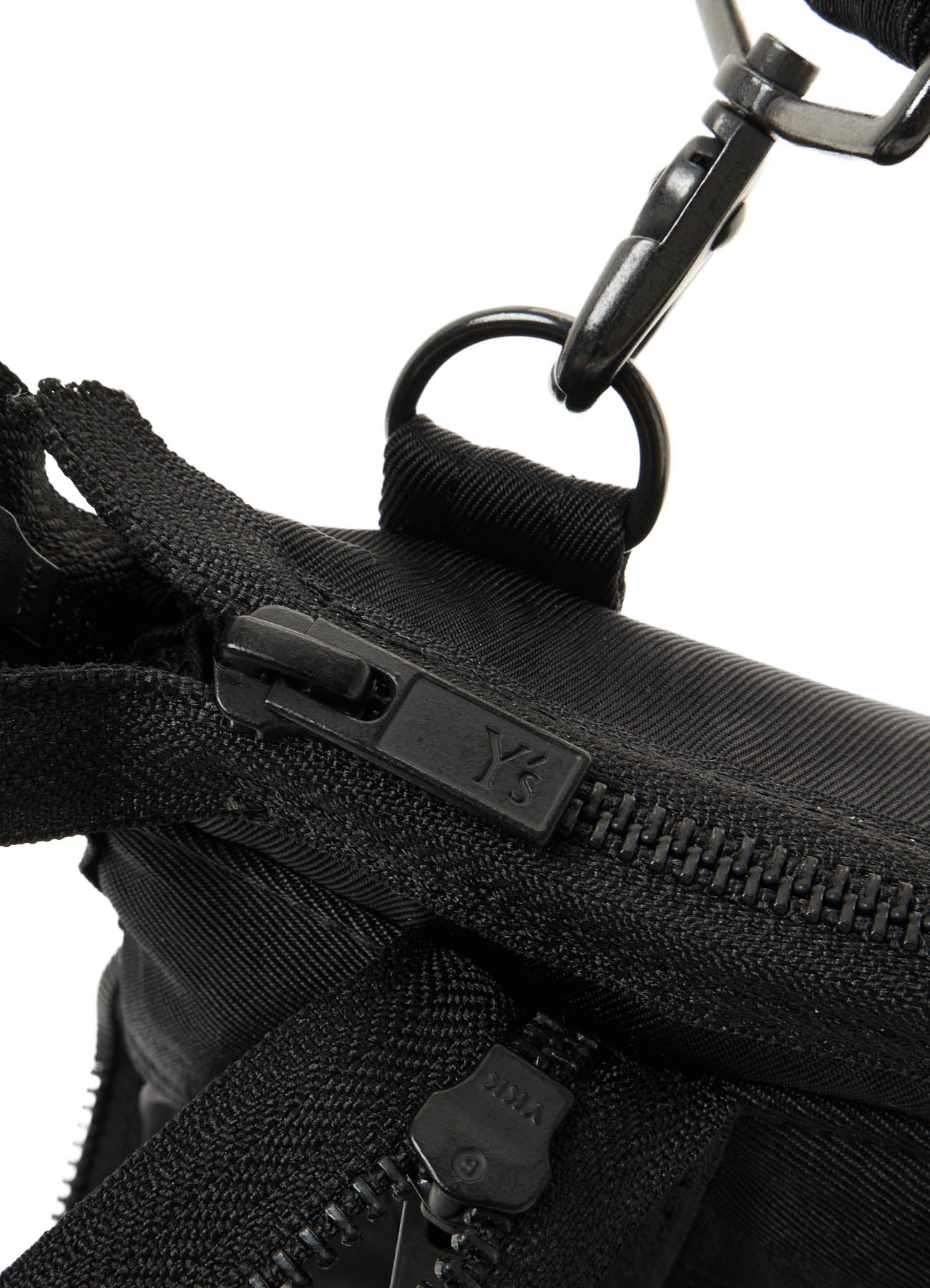 VINTAGE NYLON ZIP MINI SHOULDER BAG