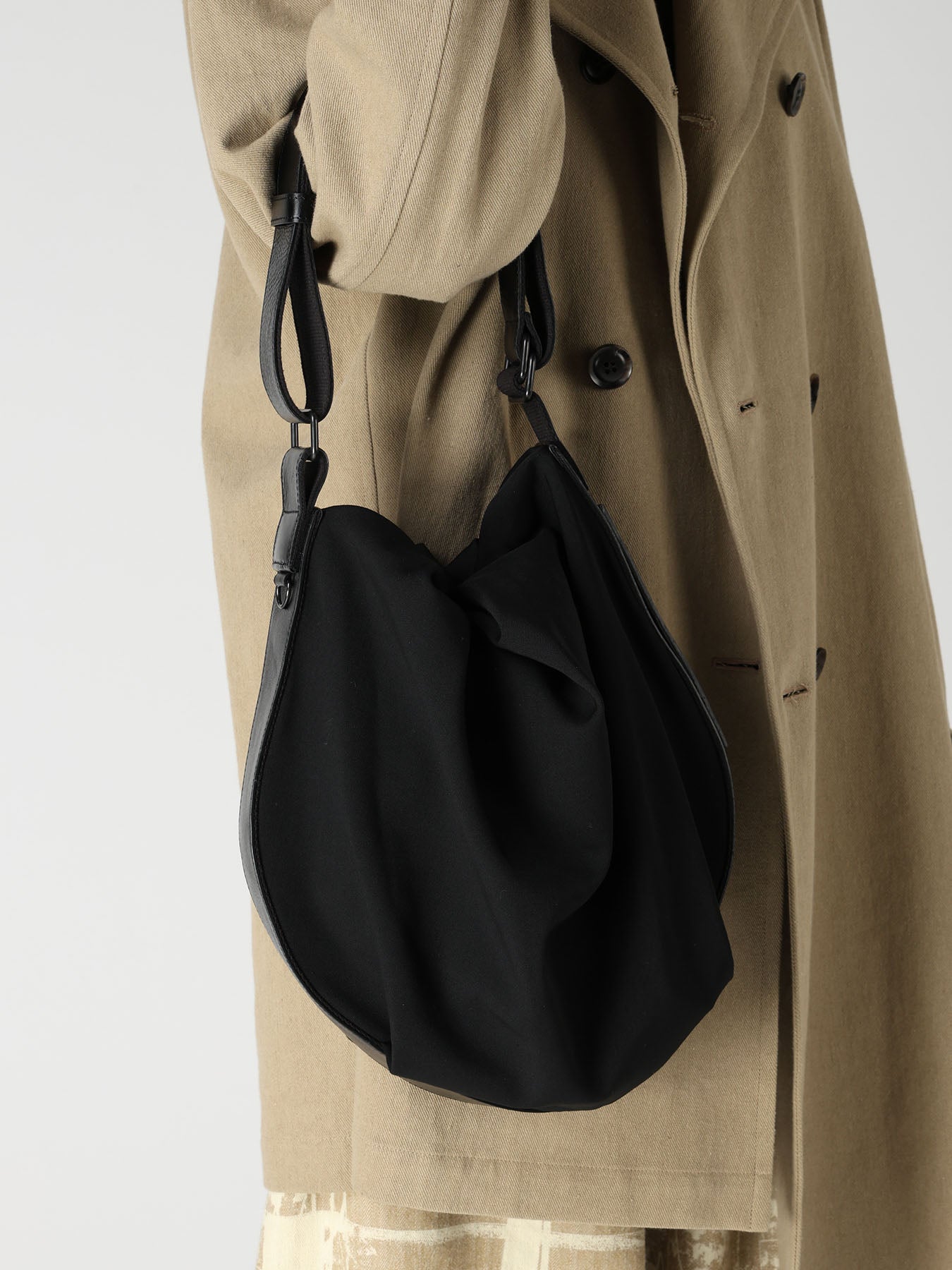 HARD TWISTED WOOL GABARDINE MINI PURSE BAG – THE SHOP YOHJI YAMAMOTO