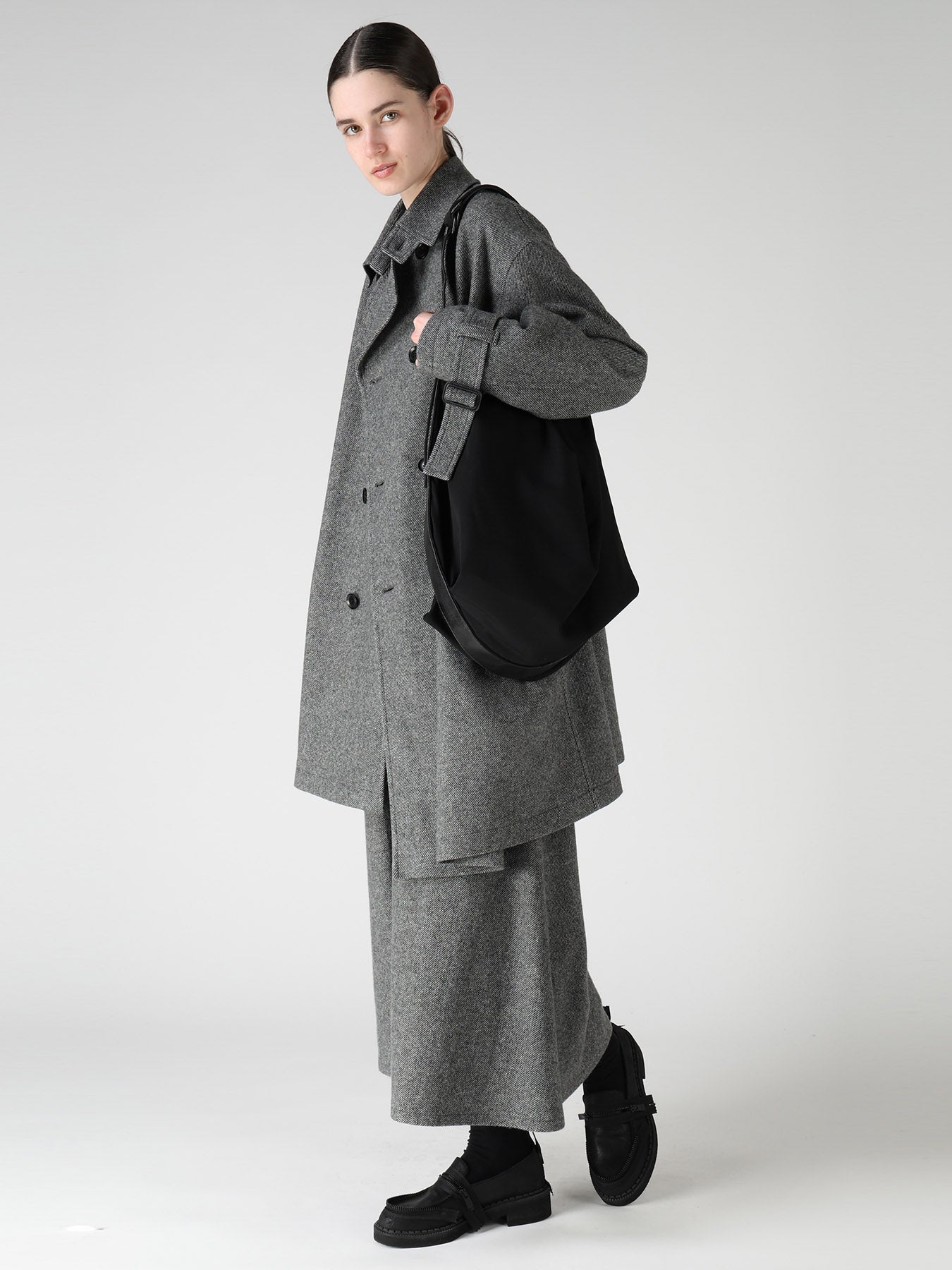 HARD TWISTED WOOL GABARDINE PURSE BAG