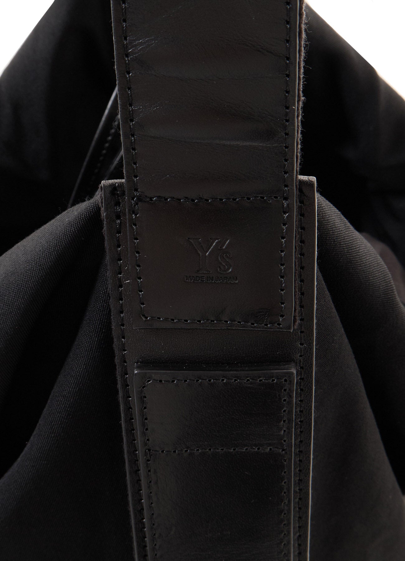 HARD TWISTED WOOL GABARDINE PURSE BAG