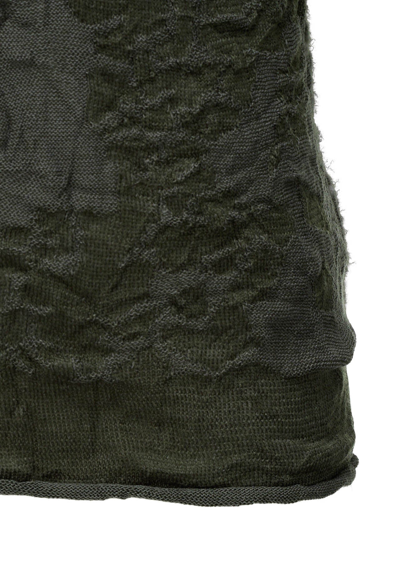 CRACKED PATTERN LINKS OFF NECK PULLOVER