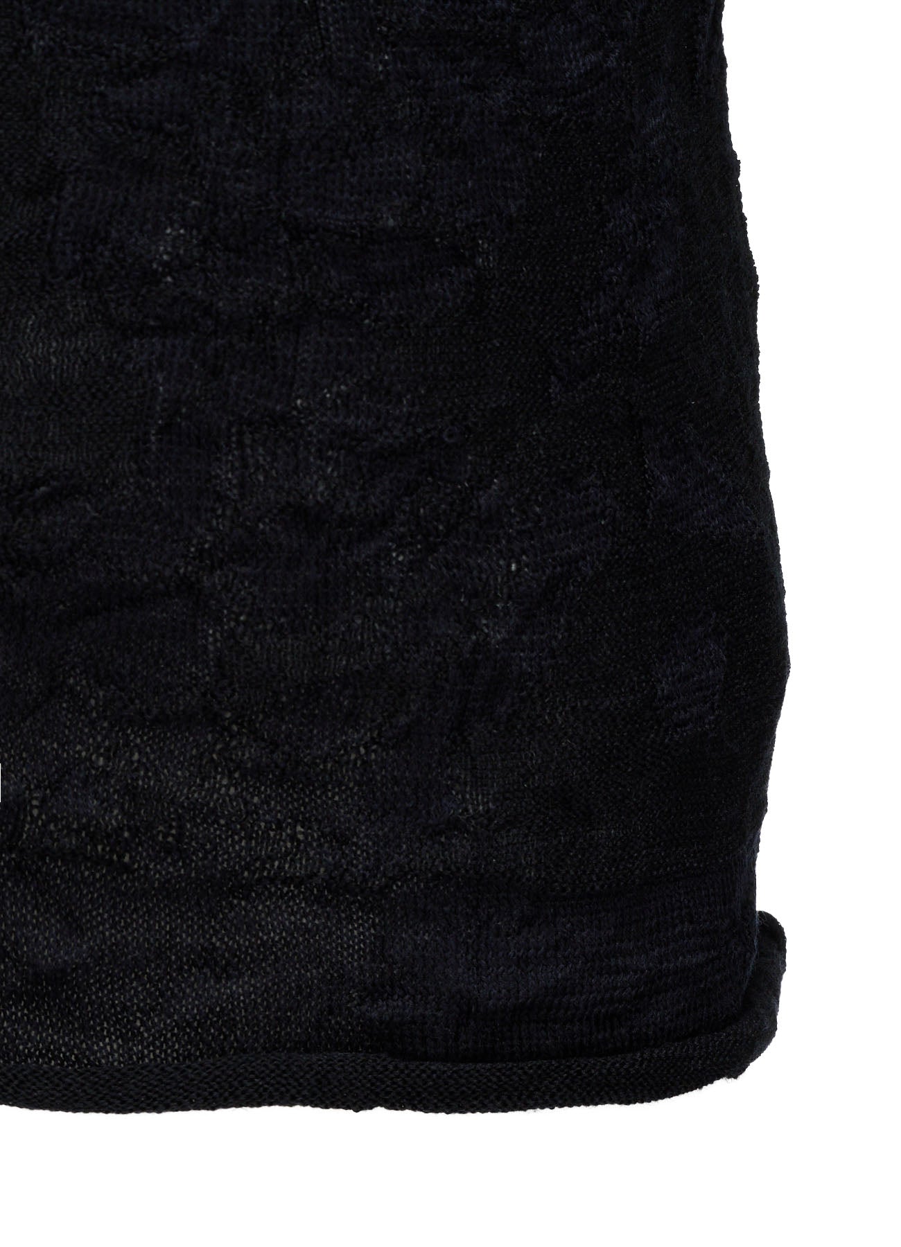 CRACKED PATTERN LINKS OFF NECK PULLOVER