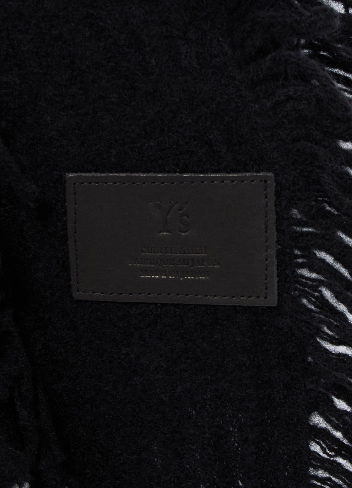 WOOL SATIN-WEAVE CUT STOLE