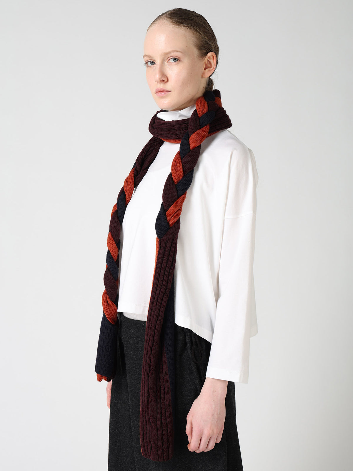 WOOL BRAIDED SCARF