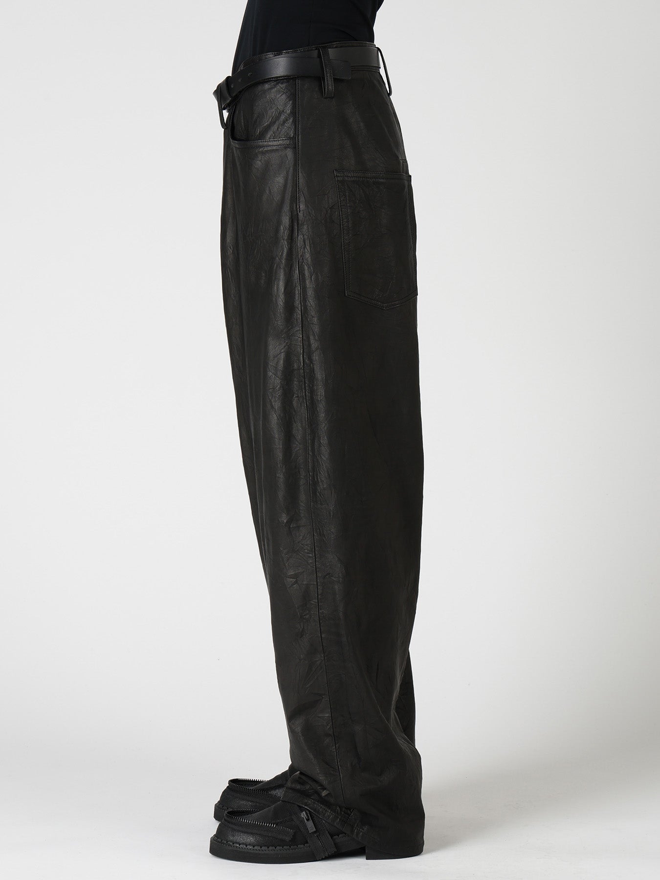 SOFT LEATHER PANTS