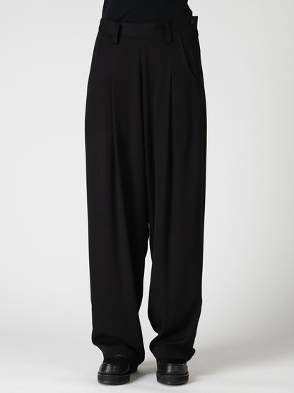 VISCOSE/TRIACETATE BLEND FRONT TUCK SIDE OPEN PANTS