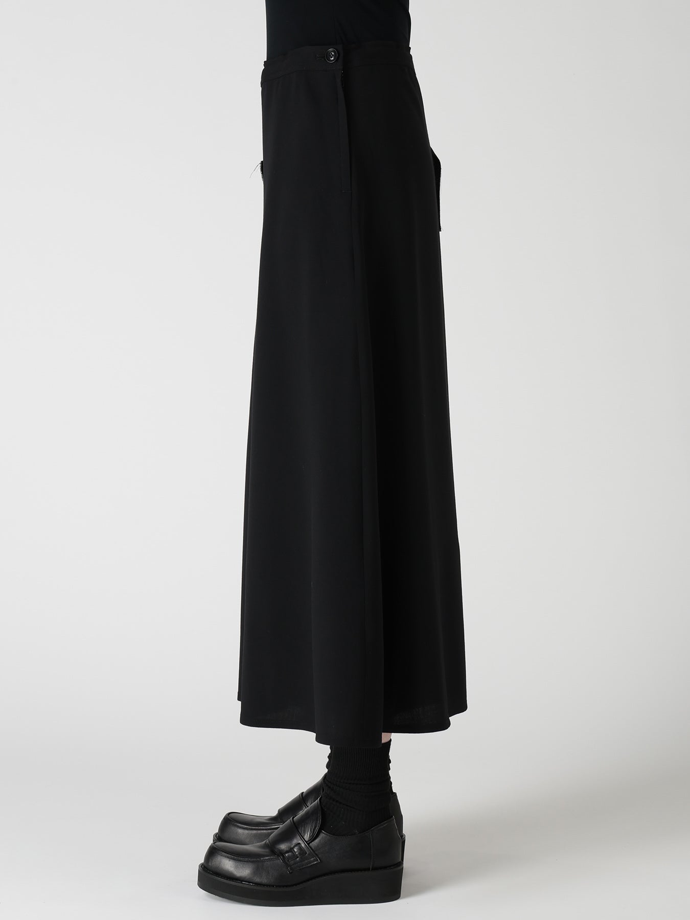 WOOL SERGE DRAPE FLARE PANTS