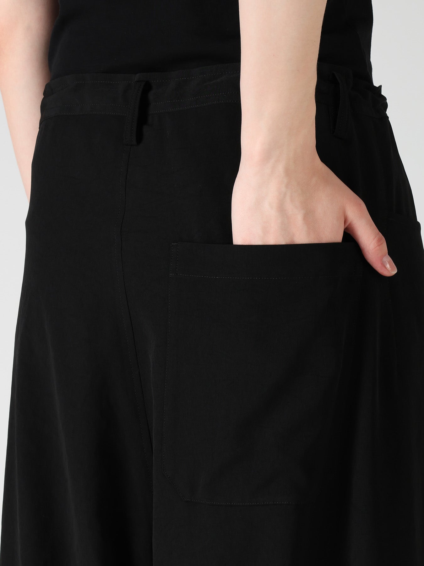 TA/PE CREPE DE CHINE LONG STRAIGHT PANTS – THE SHOP YOHJI YAMAMOTO