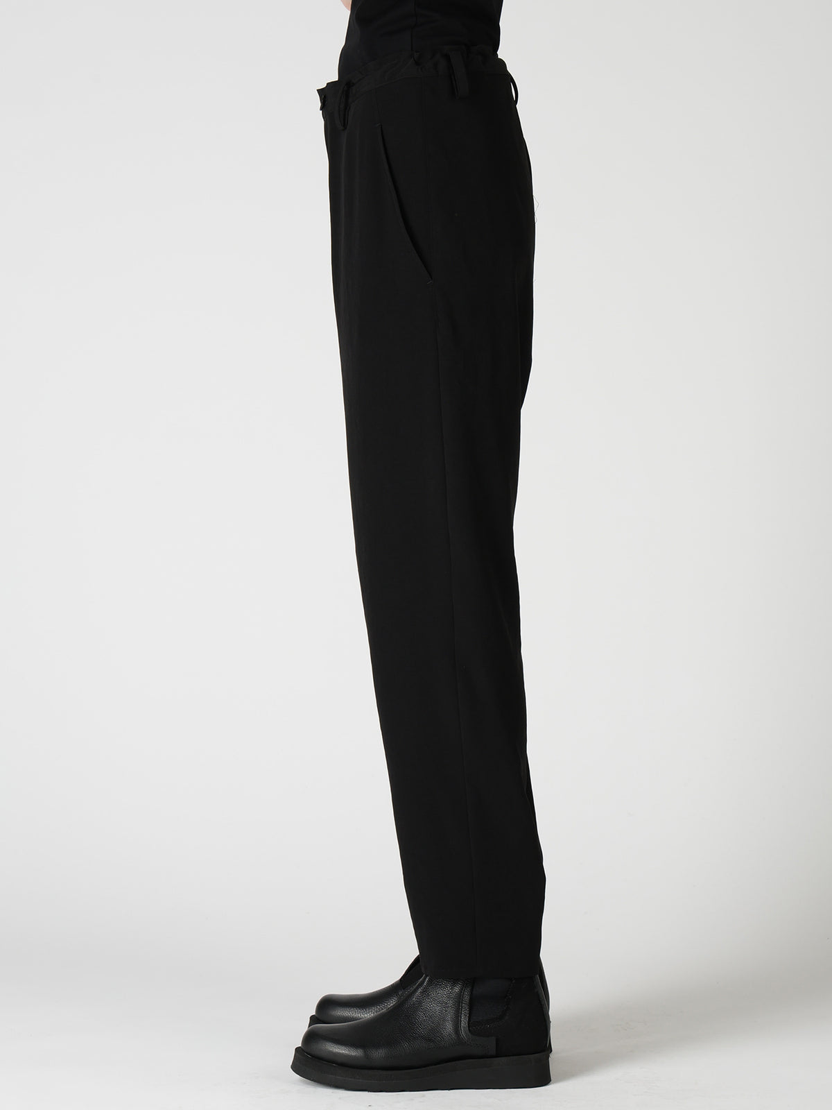 TA/PE CREPE DE CHINE TAPERED PANTS