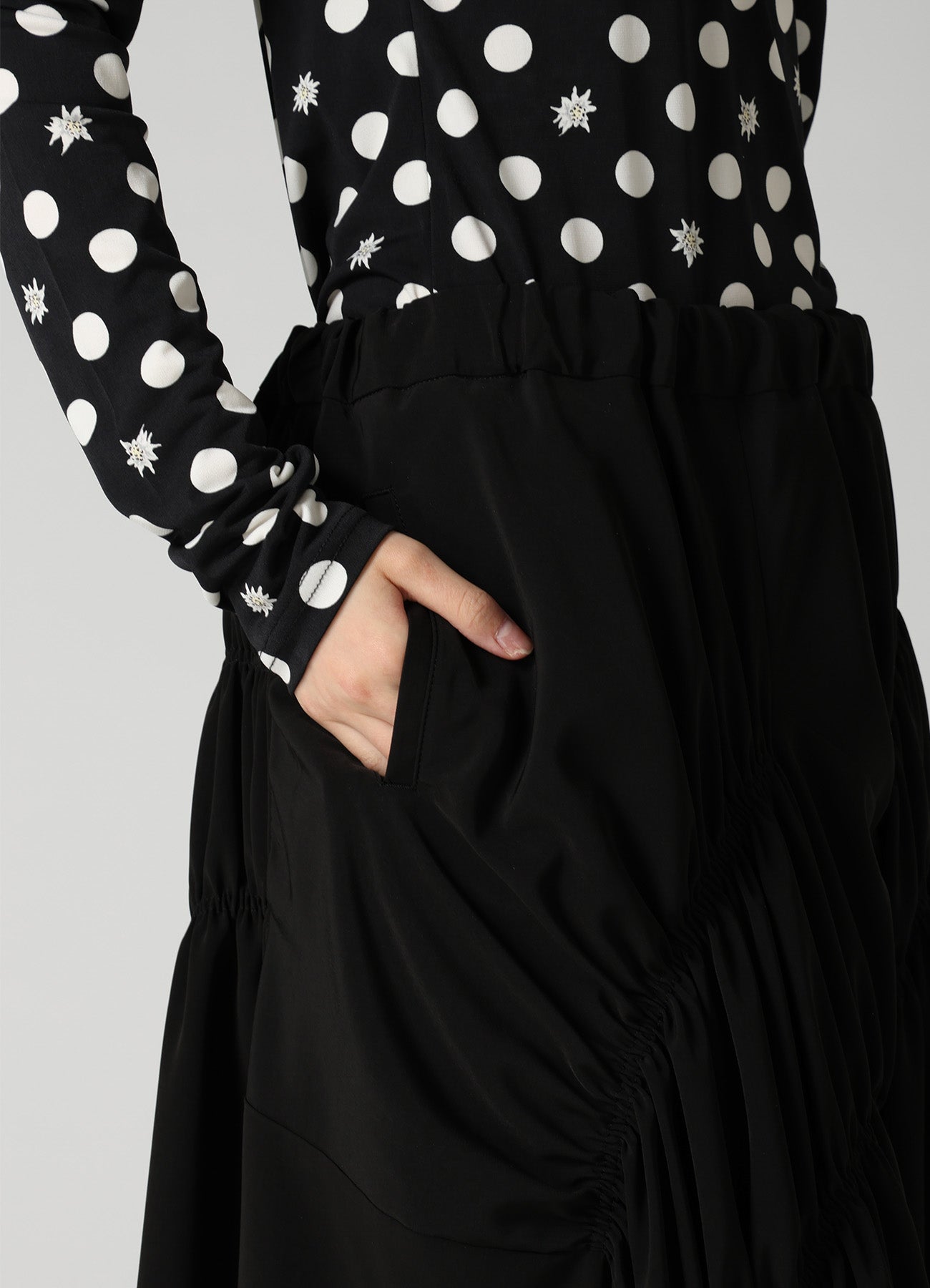 TA/PE SUPER VIYON TUSSER GATHERED PANTS