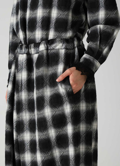 PLAID JACQUARD TUCK PANTS
