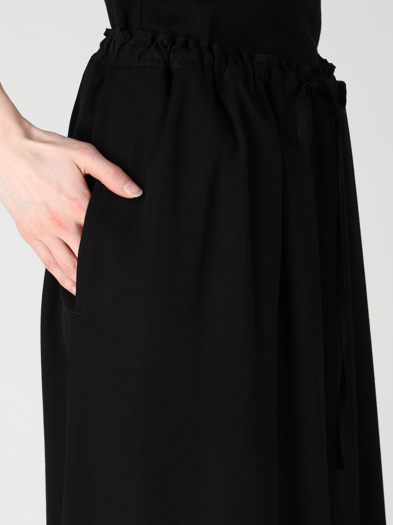 VISCOSE/TRIACETATE BLEND DETACHED PANEL SKIRT