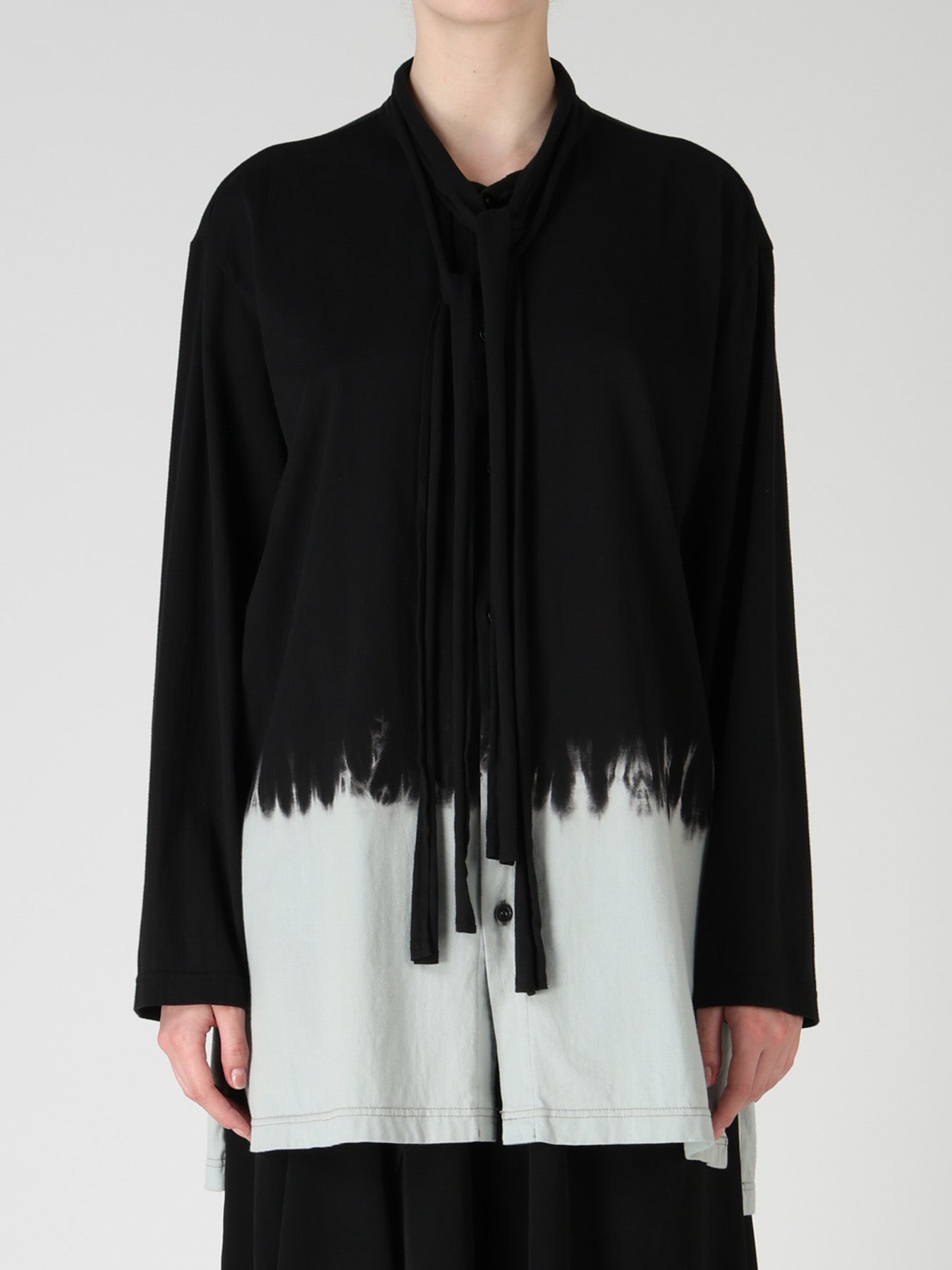 DISCHARGE DYED TIE-NECK T-SHIRT