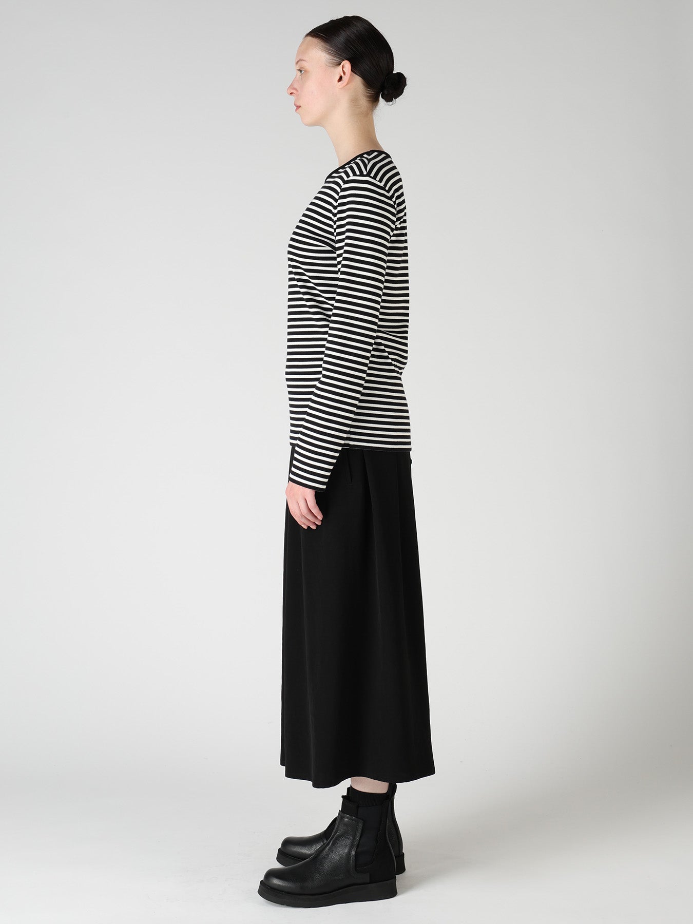 STRIPE RIB ROUND NECK LONG SLEEVE T-SHIRT