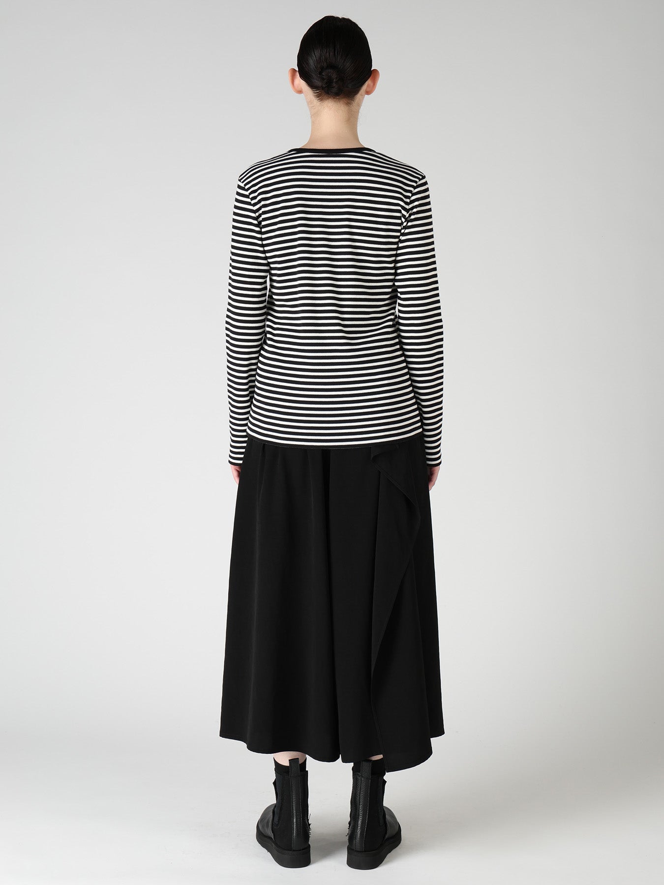 STRIPE RIB ROUND NECK LONG SLEEVE T-SHIRT