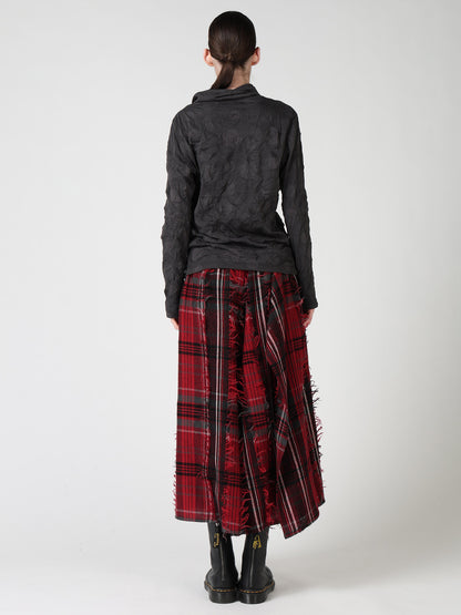 RANDOM DOT JACQUARD ASYMMETRIC HIGH NECK T-SHIRT