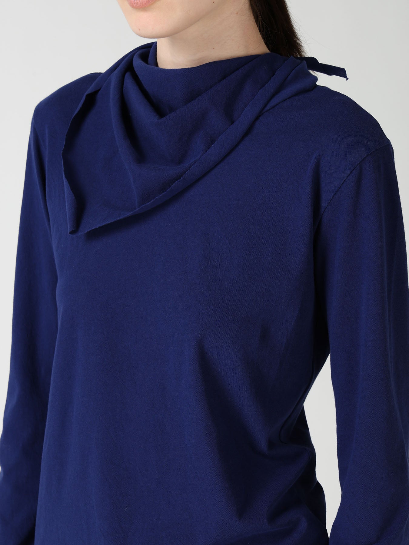 HARD TWISTED JERSEY COLLAR SCARF T-SHIRT