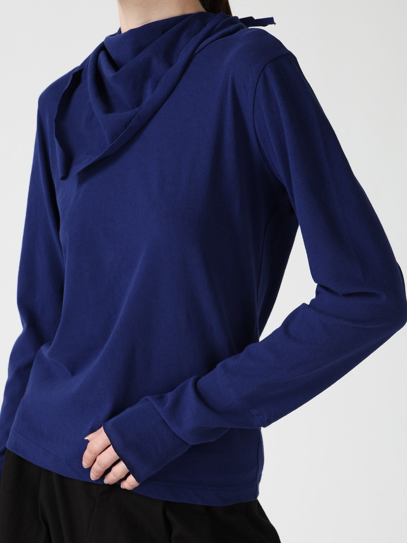 HARD TWISTED JERSEY COLLAR SCARF T-SHIRT