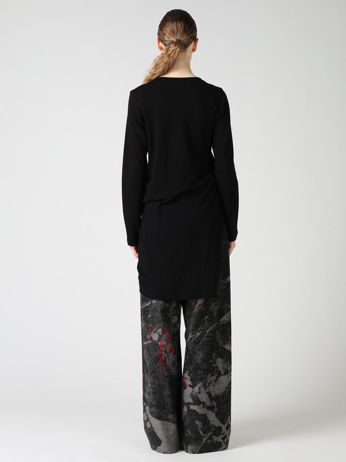 WOOL/SILK CREPE DRAPE SIDE DRAPE T-SHIRT