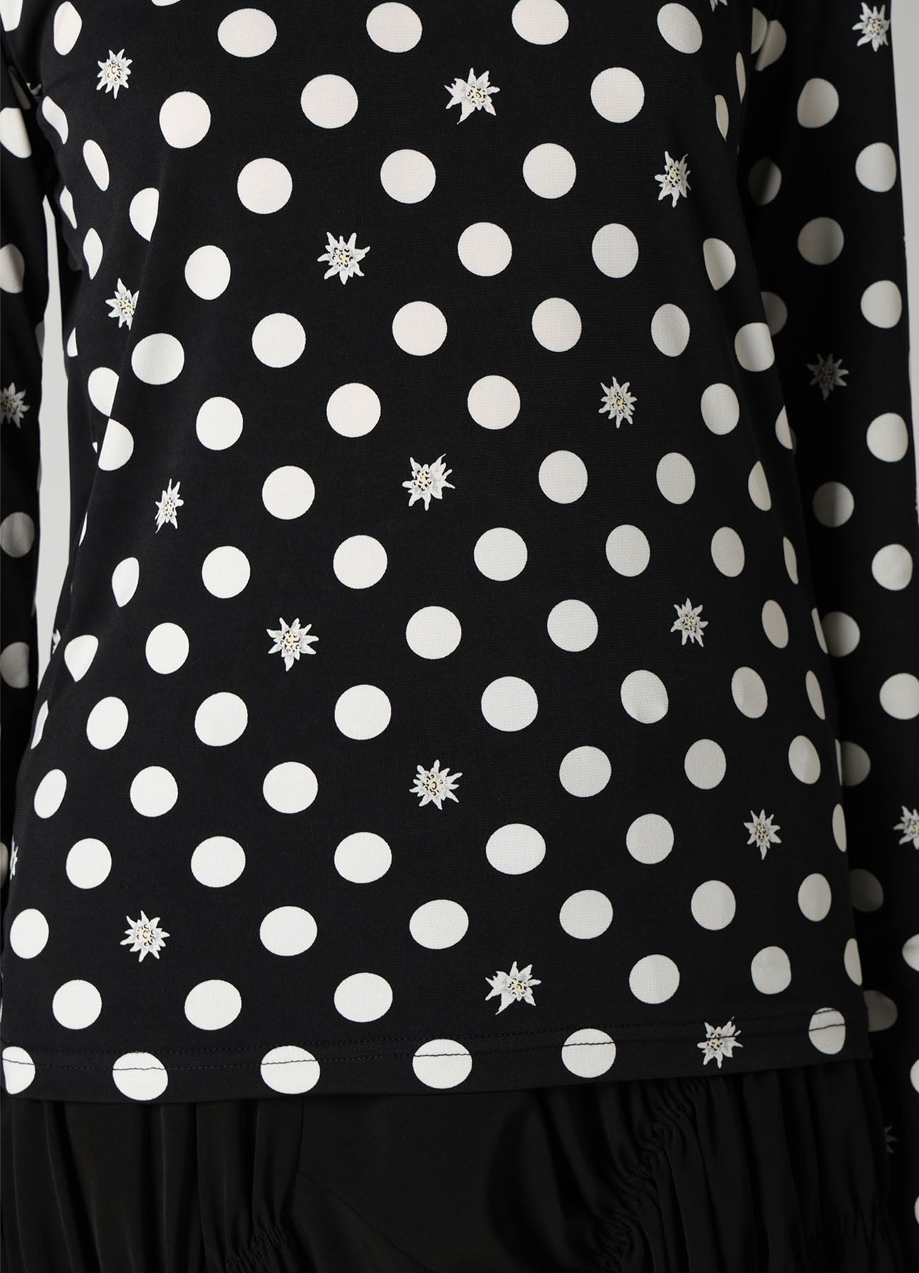 DOT FLOWER PRINT JERSEY ROUND NECK T-SHIRT