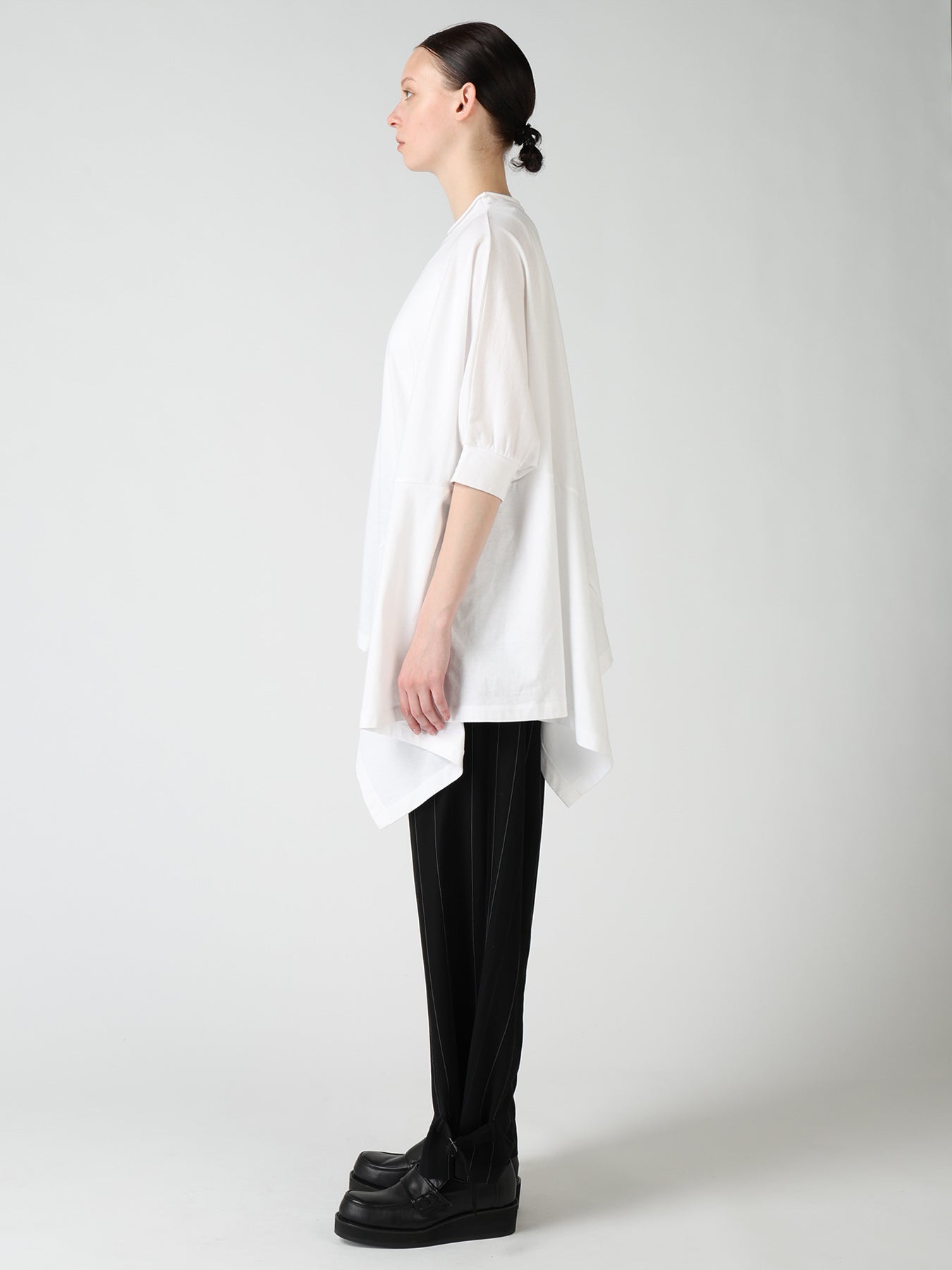 ATELIER PIGMENT PRINTED ASYMMETRIC DOLMAN SLEEVE T-SHIRT