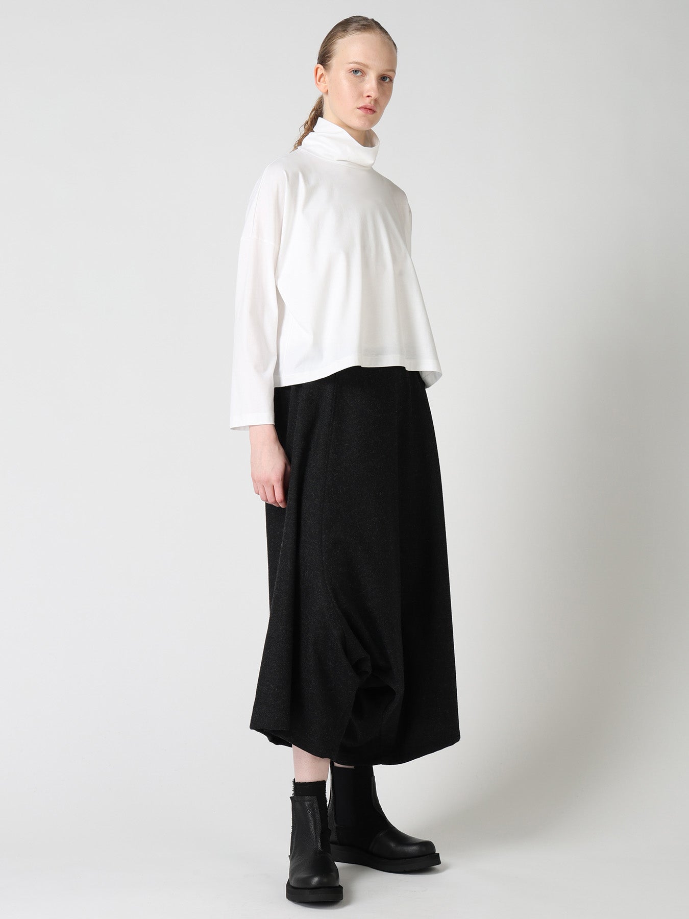 SUVIN JERSEY SHORT HIGH NECK T-SHIRT