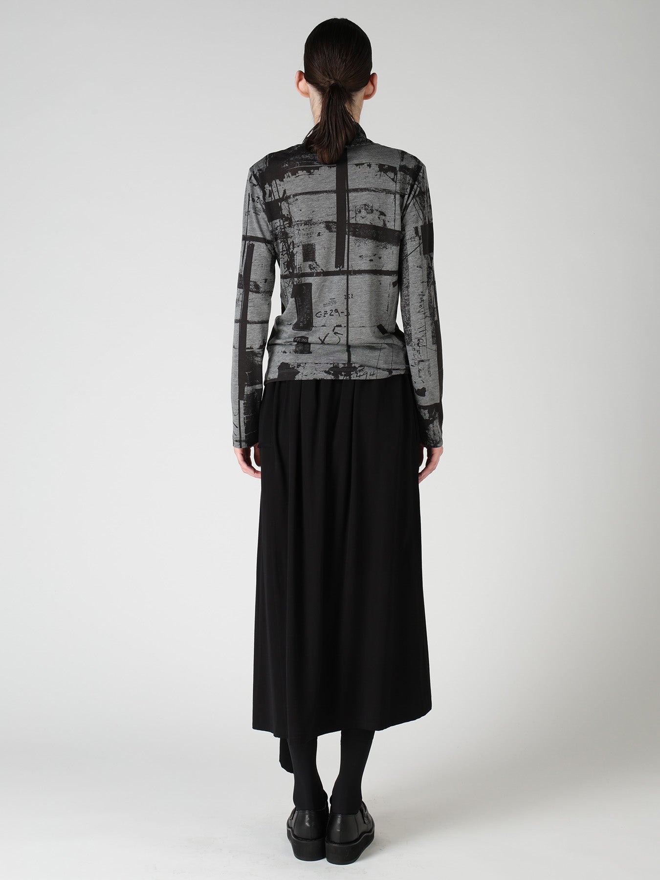 "DESOLATE CITY" JERSEY LONG SLEEVE HIGH NECK T-SHIRT