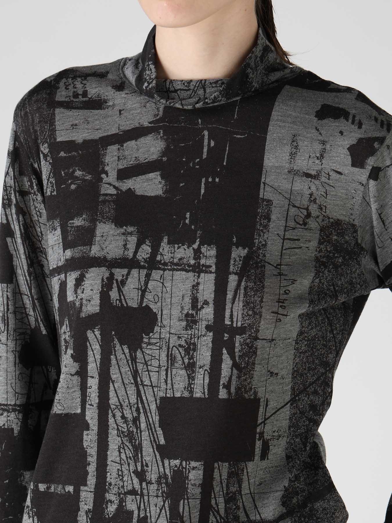"DESOLATE CITY" JERSEY LONG SLEEVE HIGH NECK T-SHIRT