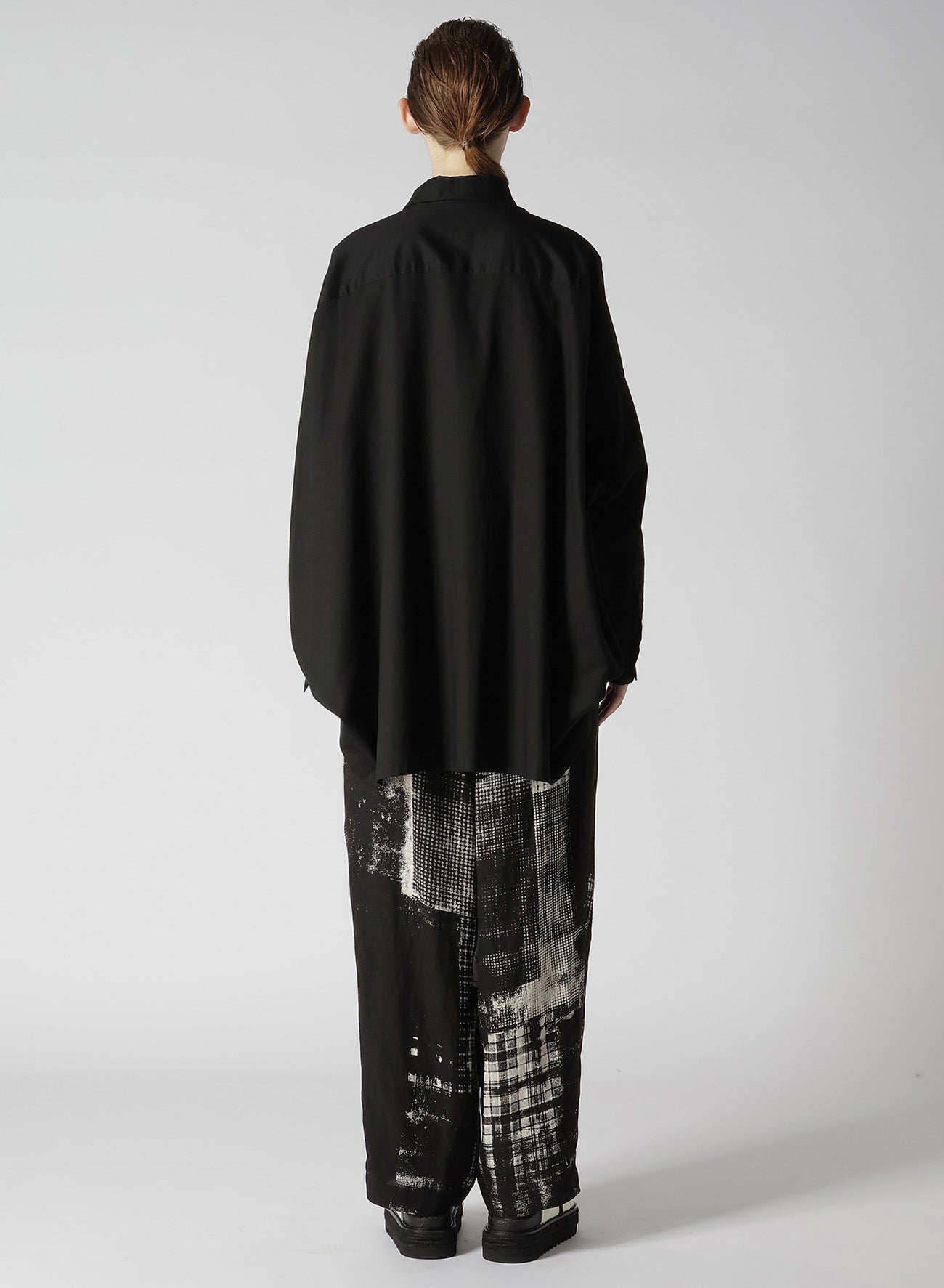 [Y's BORN PRODUCT] THIN COTTON TWILL DOUBLE FRONT OVERSIZED SHIRT