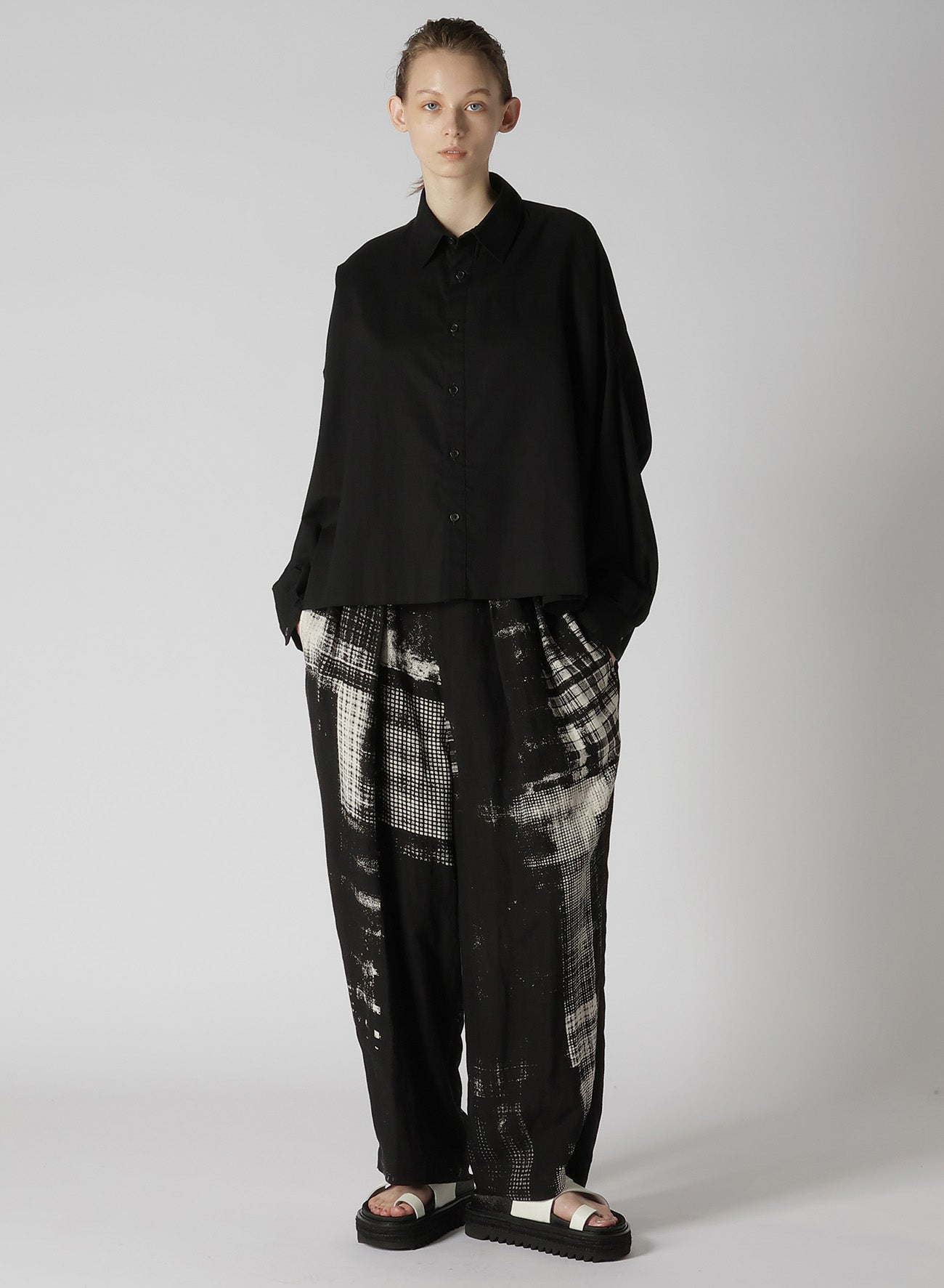 [Y's BORN PRODUCT] THIN COTTON TWILL DOUBLE FRONT OVERSIZED SHIRT