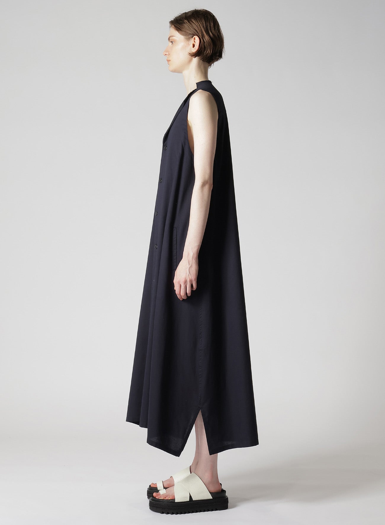 [Y's BORN PRODUCT] THIN COTTON TWILL SLEEVELESS DRESS