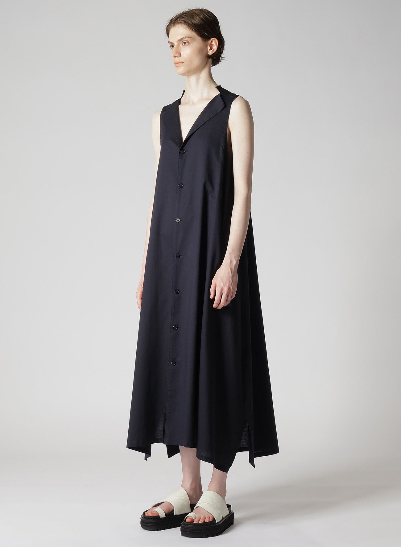 [Y's BORN PRODUCT] THIN COTTON TWILL SLEEVELESS DRESS