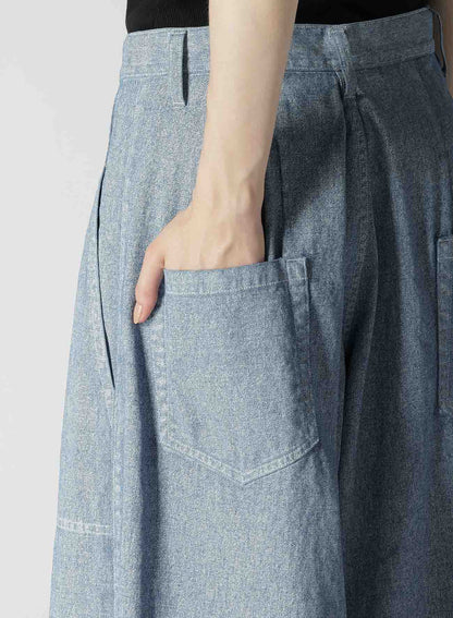 WHITE PIGMENT COATED DENIM PLEATED WIDE PANTS