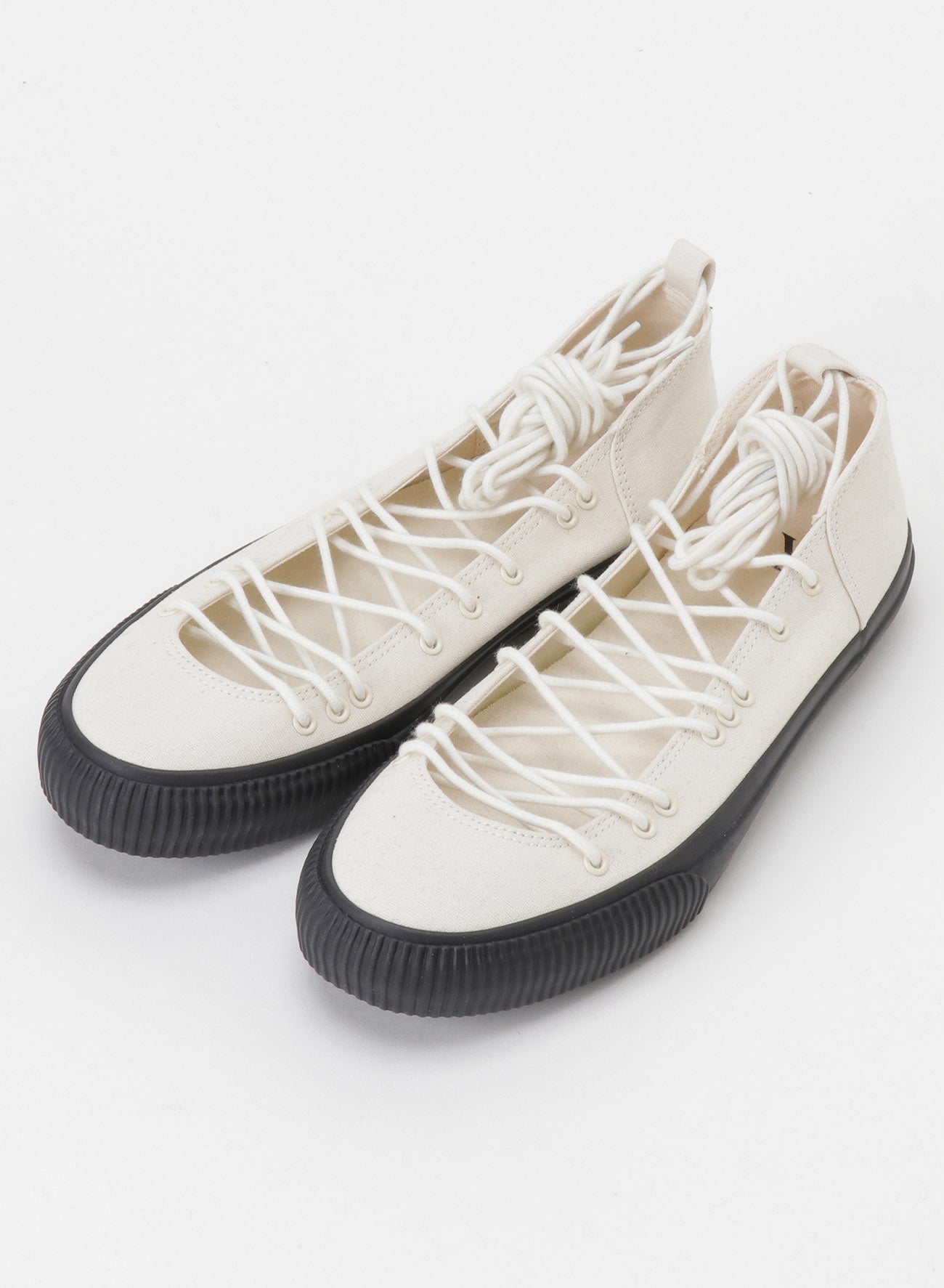 NO.9 CANVAS LACE-UP SNEAKERS