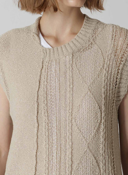 PLAIN STITCH x CABLE KNIT SLEEVELESS PULLOVER